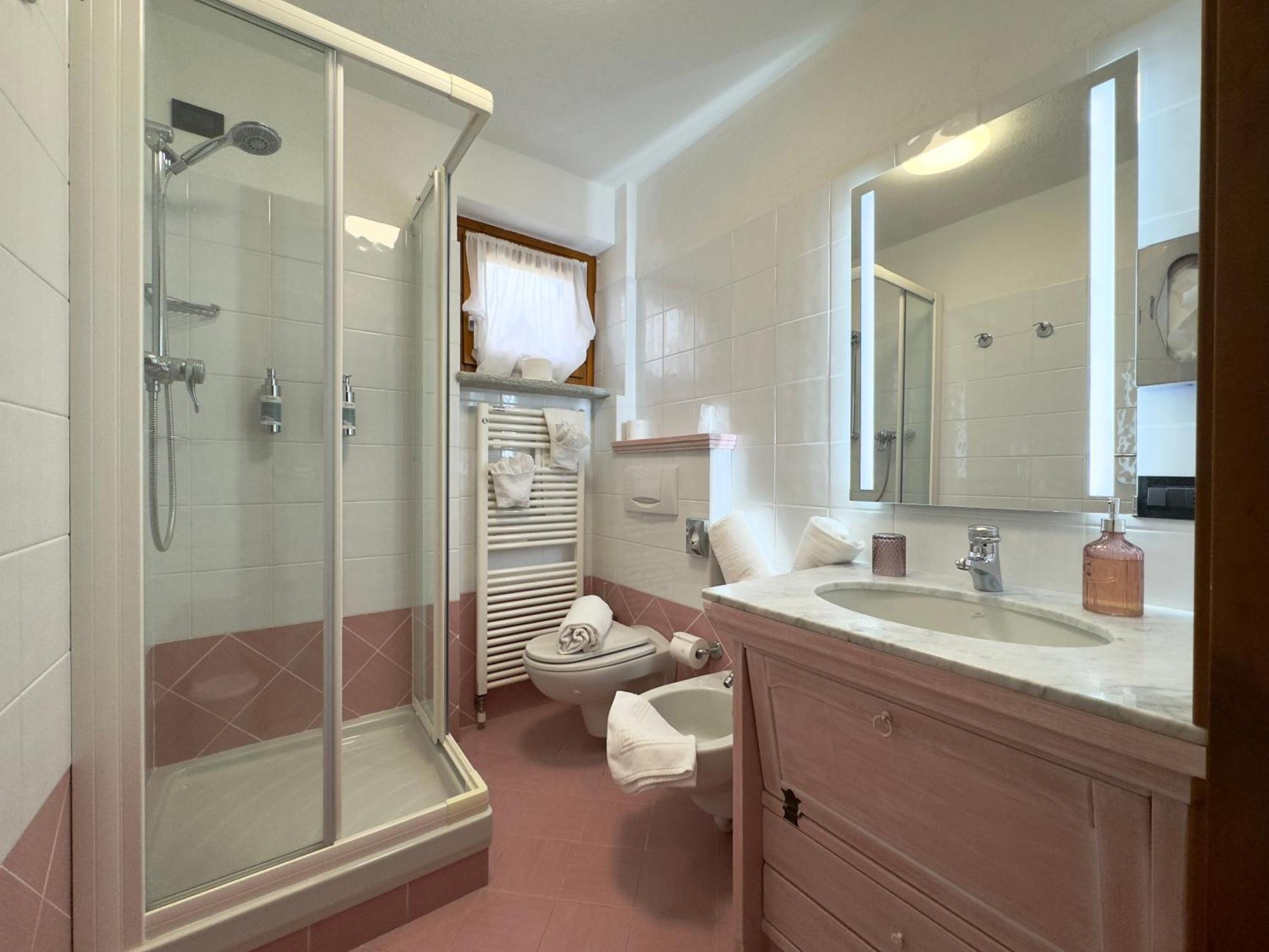 Hotel Le Bouquet - Adults Only Конье Экстерьер фото